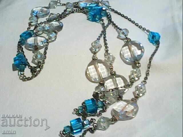 Beautiful double crystal necklace with price 5.00 €