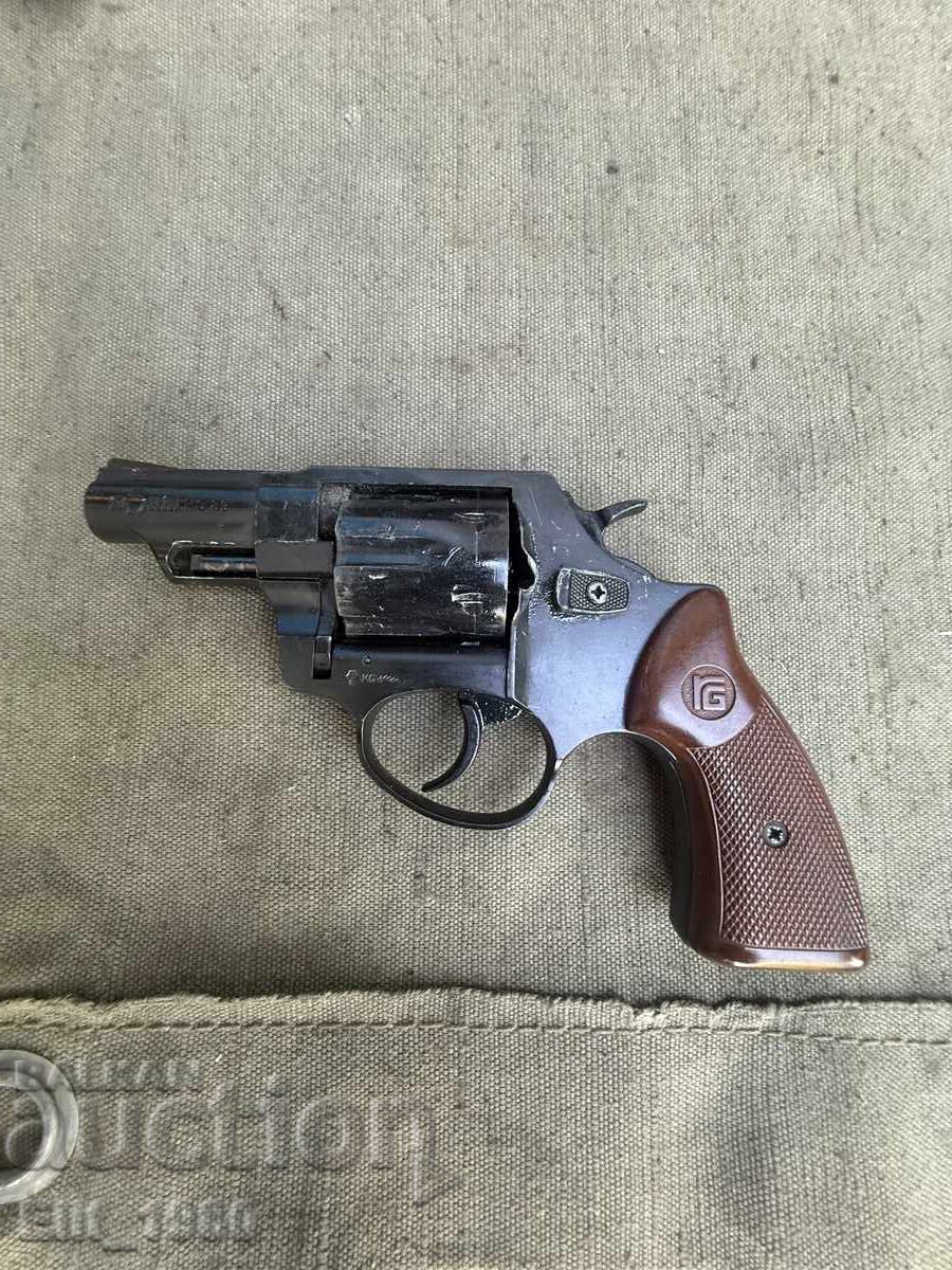 Немски газов револвер RONM