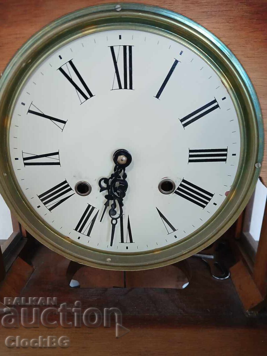 Delivery of 100 German & Dutch clocks