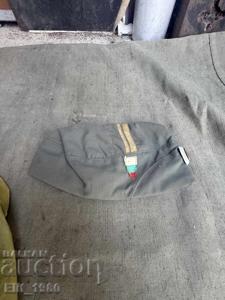 Senior officer peaked cap wounded socialist