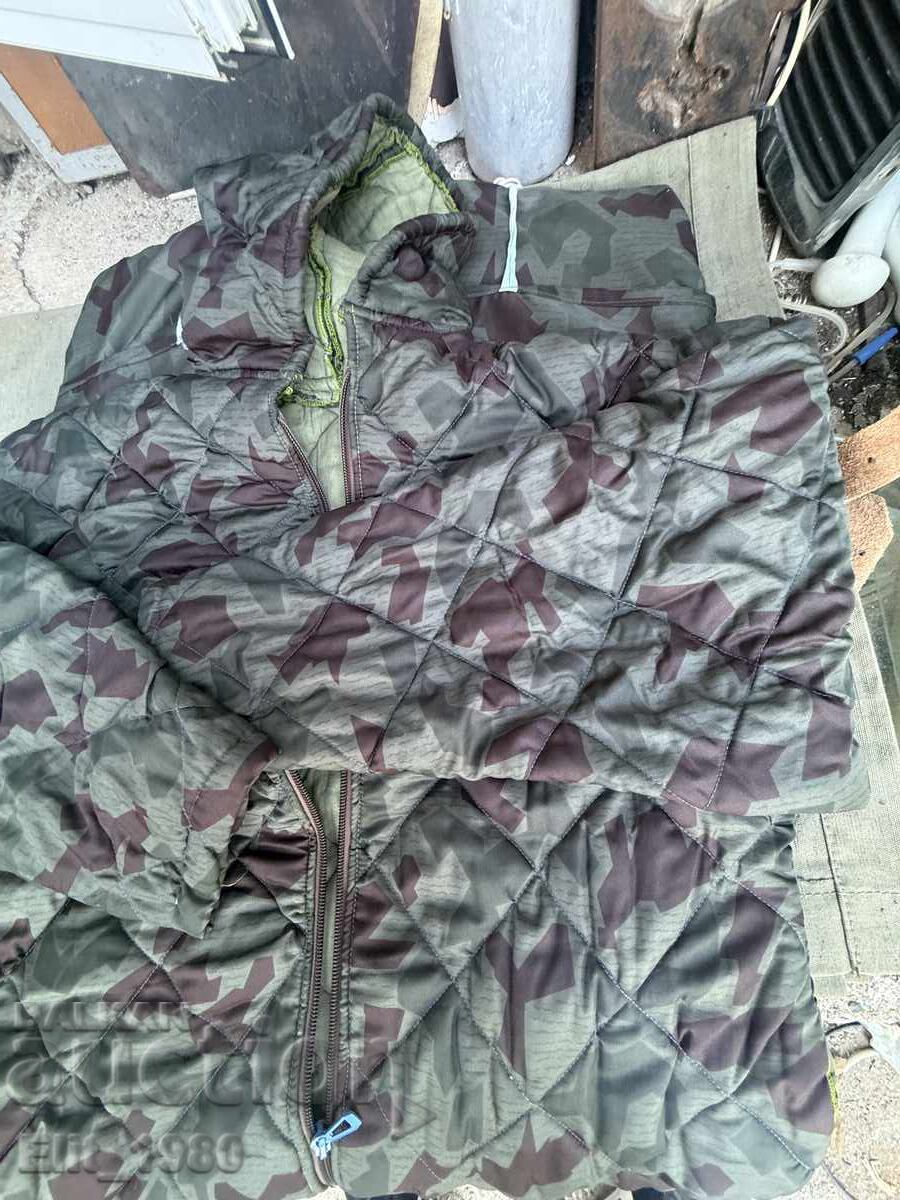 Auction  Military sleeping bag camouflage