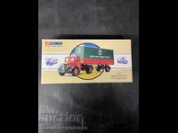 Model de camion de colecție Corgi