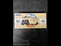 Model de colecție autobuz Corgi