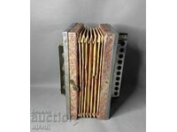 Стара играчка музикален инструмент Акордеон
