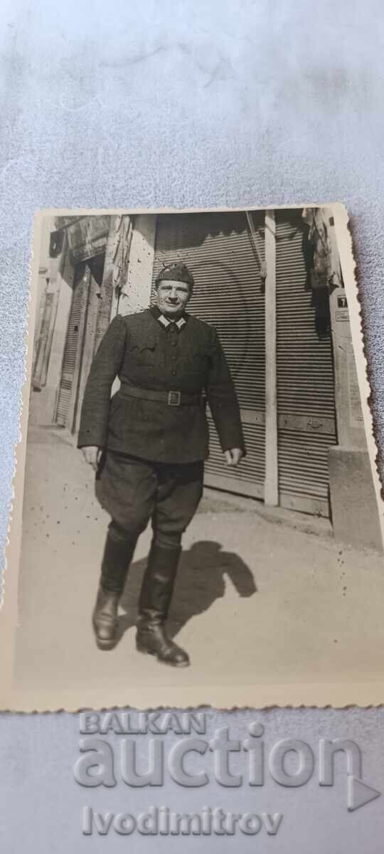 Φωτογραφία Αξιωματικός της Σόφιας σε μια βόλτα