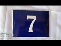 Plăcuță emailată veche cu număr de stradă - Nr. 7 - SOC