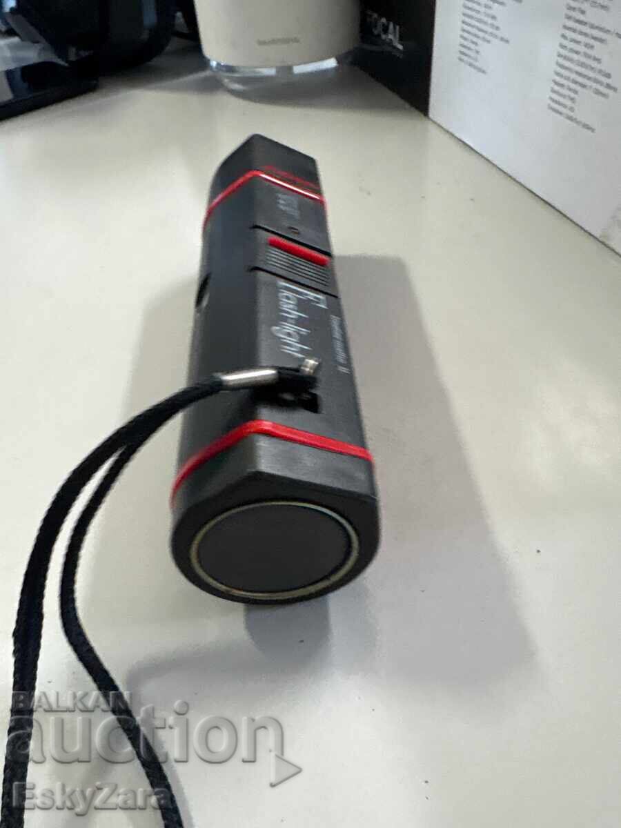 Ретро презареждащ се фенер AMP Nestler-matho Flash-light с цена 20.00 €