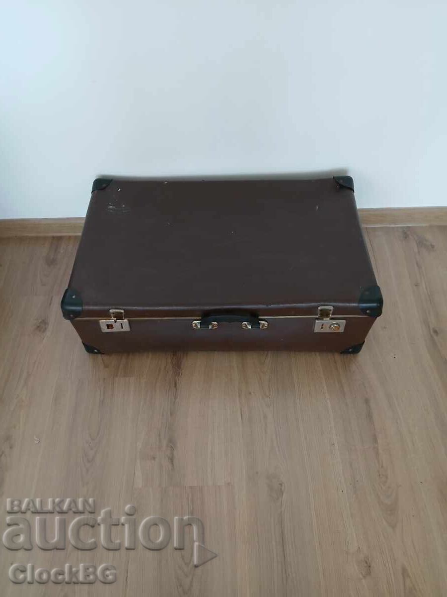 Valiză vintage