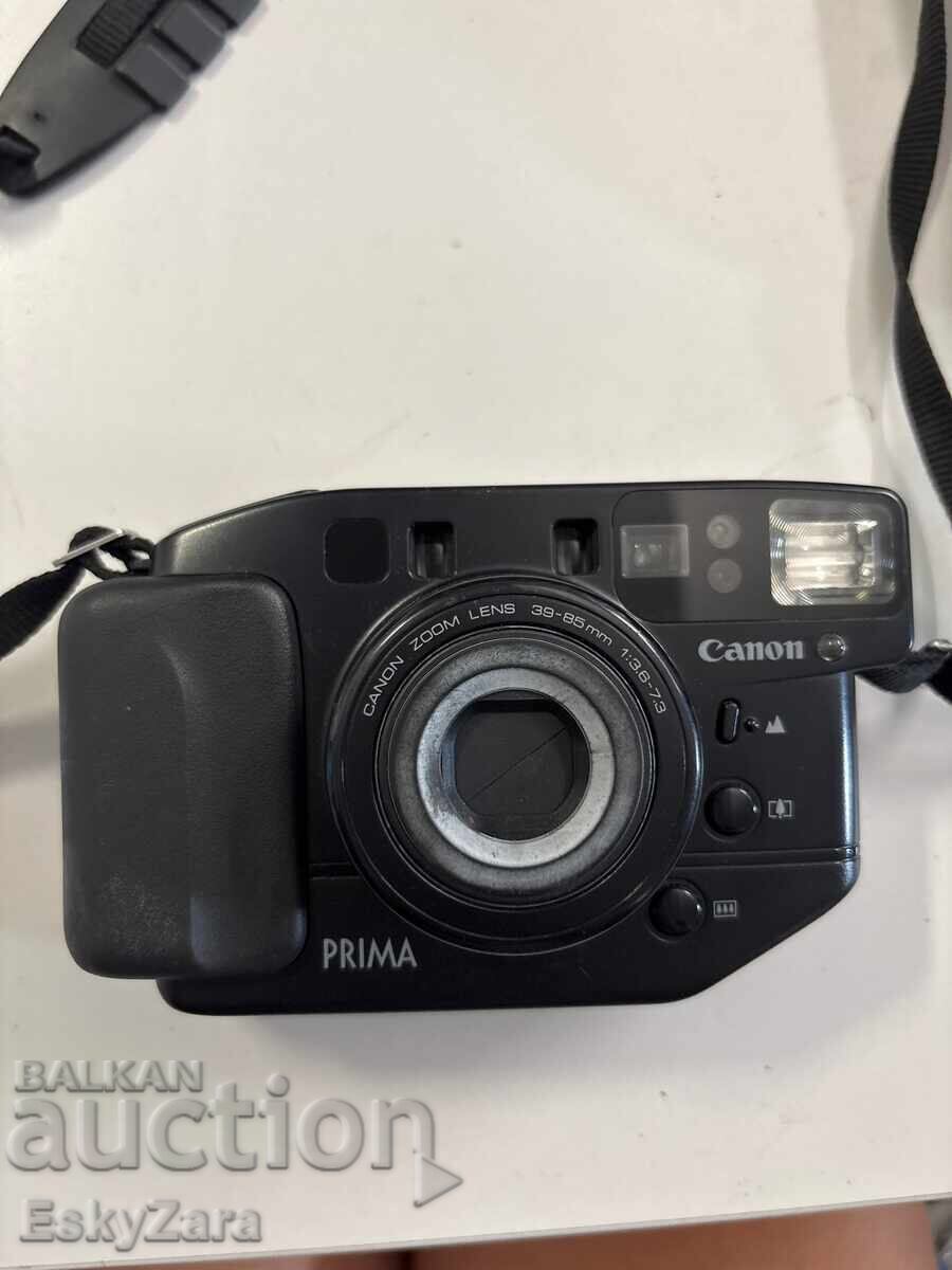 Canon Prima Zoom F / 39-85mm Film Camera