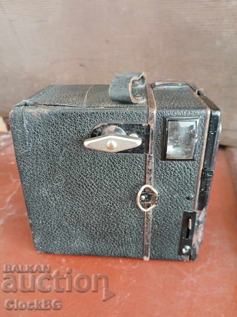 Δημοπρασία Φωτογραφική μηχανή Zeiss Ikon Erabox (περίπου 1937–1938) Δημοπρασία Φωτογραφική μηχανή Zeiss Ikon Erabox (περίπου 1937–1938)