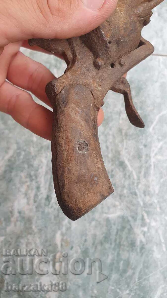 Delivery of Star Lefaucheux Revolver