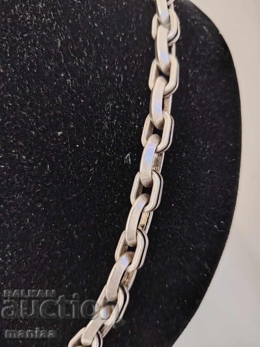 Μαζική ασημένια αλυσίδα με τιμή 165.00 €