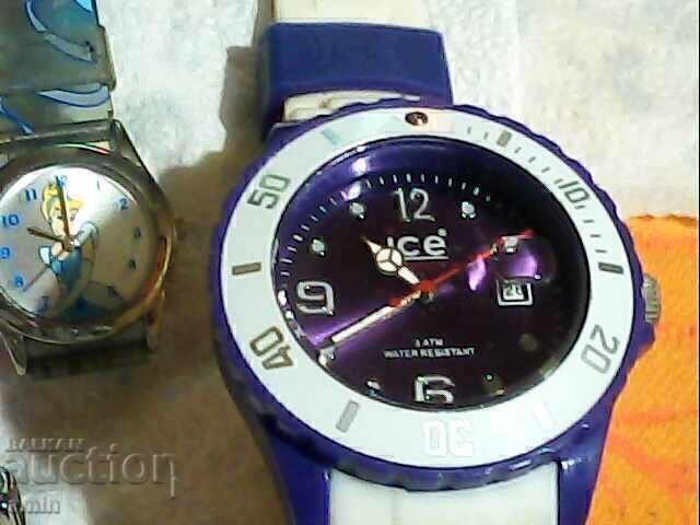 4 new watches, they work, no battery needed with price 10.00 €