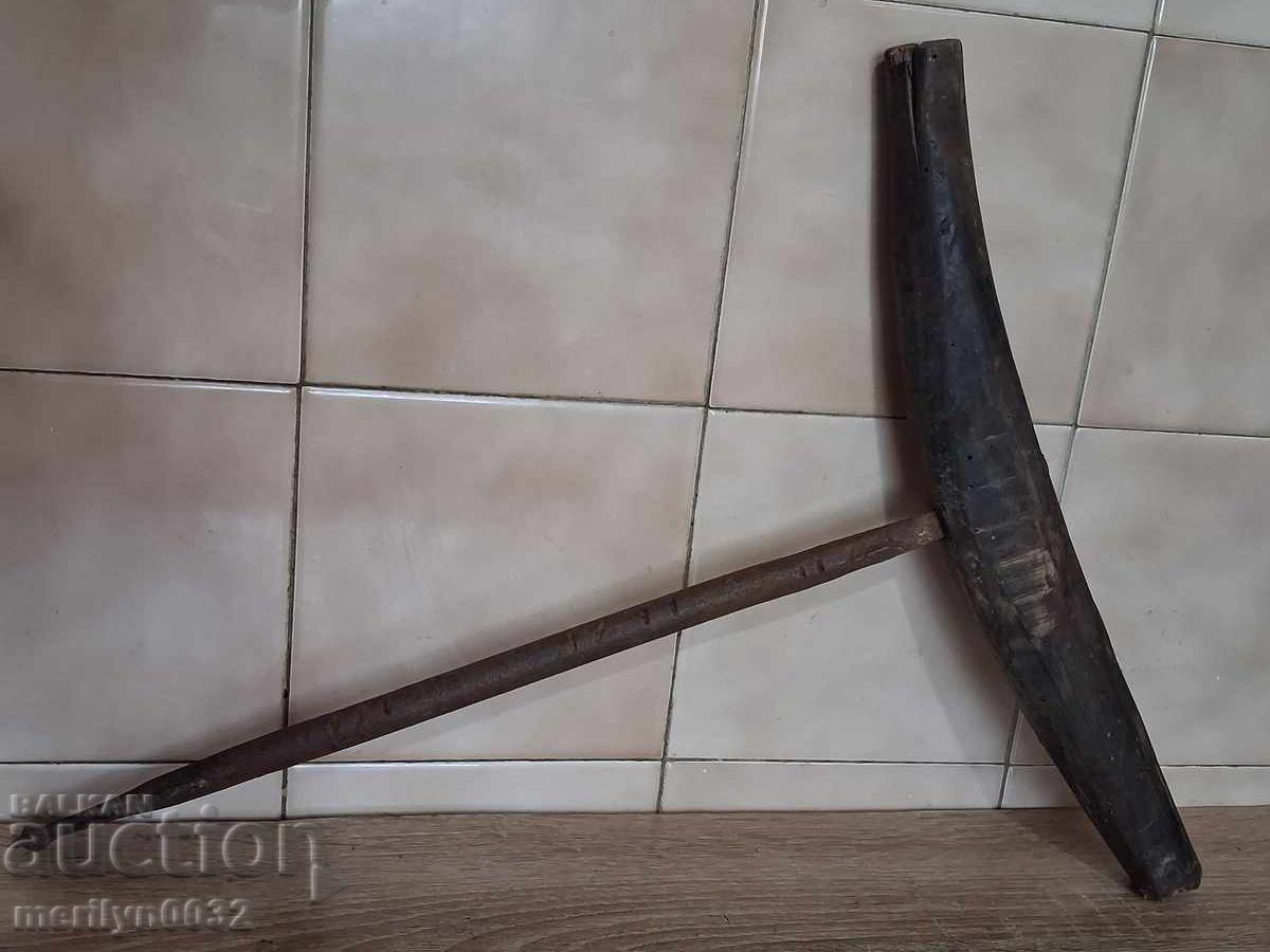 Old carpentry drill, matcap, drill, tool with price 22.33 €