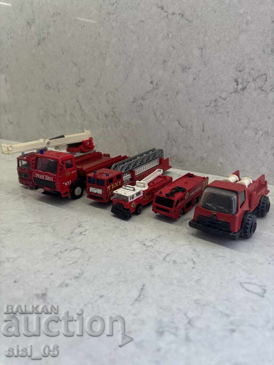 Лот метални пожарникарски камиони играчки с цена 25.00 €