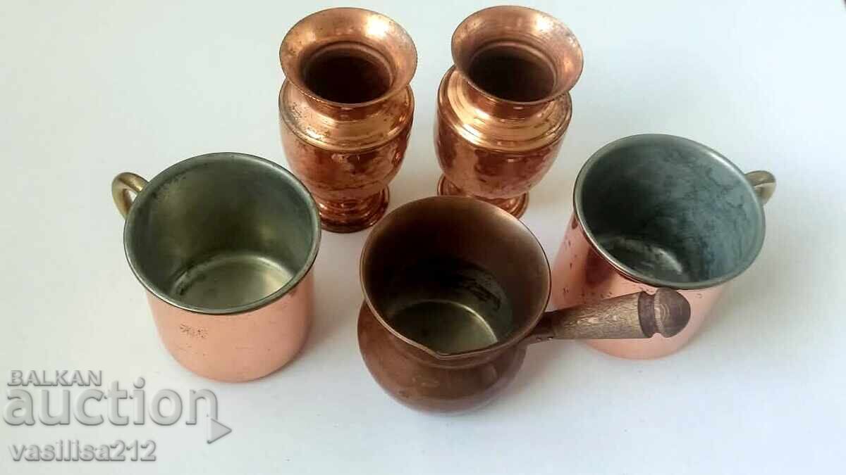 Lot of copper vessels Lot of copper vessels