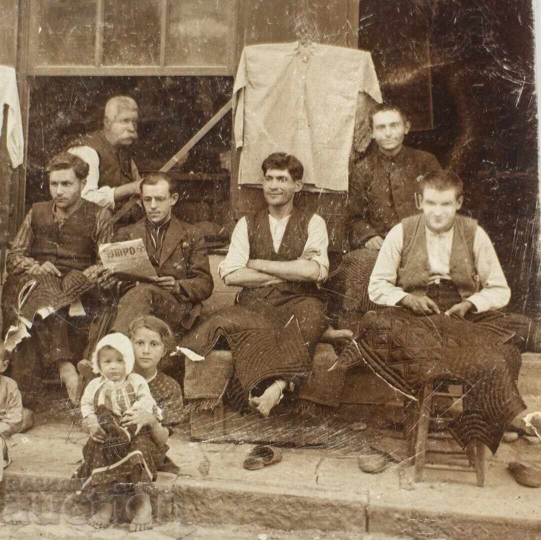 Παράδοση ΡΑΠΤΙΚΗ ΠΟΥΚΑΜΙΣΟ ΚΑΠΑ ΣΑΚΑΚΙ ΓΙΛΕΚΟ ΠΑΛΙΑ ΦΩΤΟΓΡΑΦΙΑ