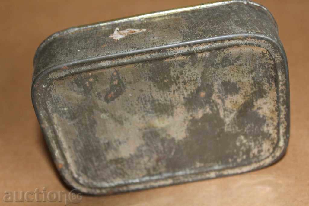 Auction  SOCIALIST TIN BOX FISH CANNED FISH CANNED FISH CANNING