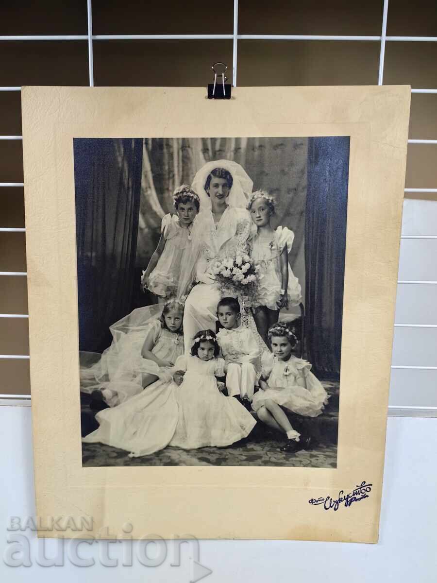 Delivery of WEDDING VERY LARGE WEDDING PHOTOS PHOTO THIN CARDBOARD
