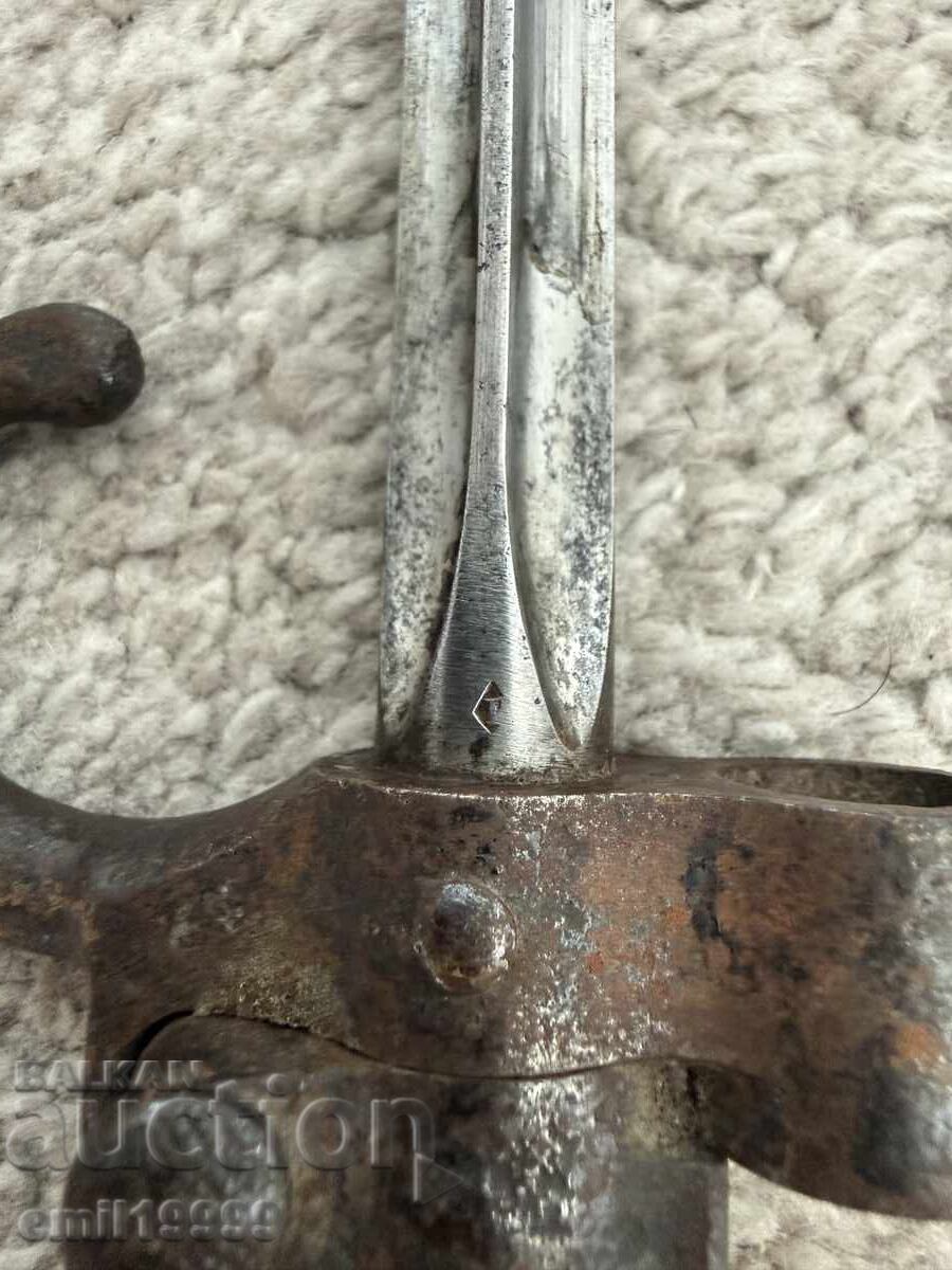 Delivery of French Lebel bayonet with scabbard