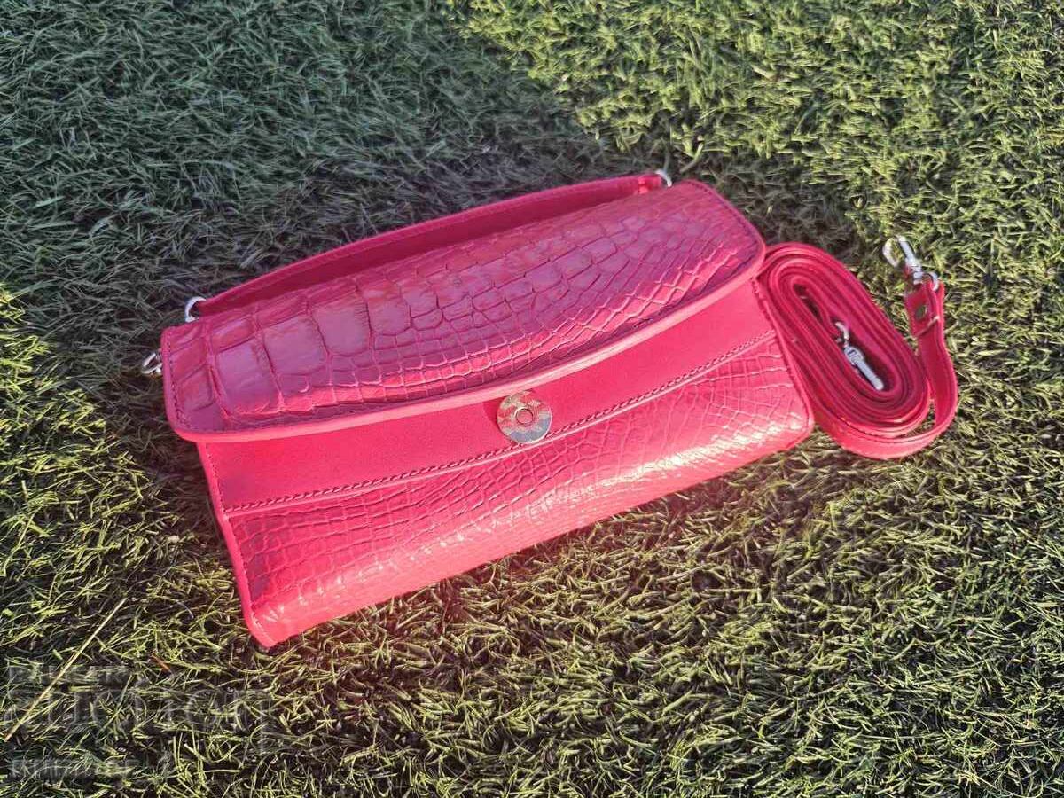 Παράδοση Ροζ τσάντα clutch από γνήσιο δέρμα κροκόδειλου με πιστοποιητικό