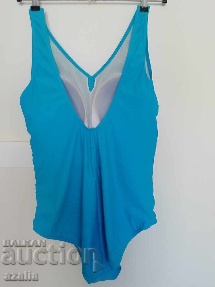 Costum de baie dintr-o bucată albastru mărimea 50/52 cu preț 6.20 €